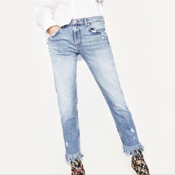 Zara Distressed Blue Jeans with Fringe - Picture 12 of 13